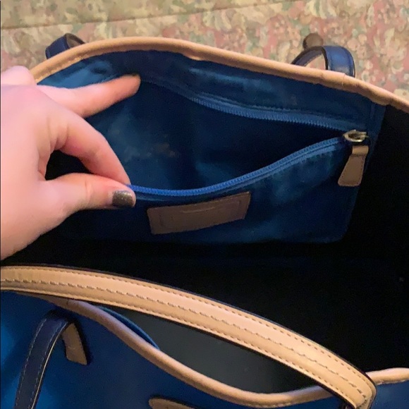 Coach Tote Bag - Picture 4 of 5